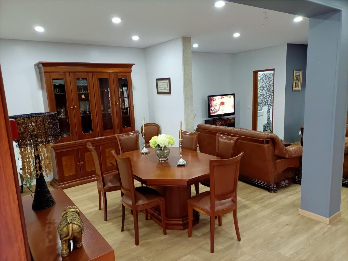Casa Amarela Da Canicada 비에이라도미노 외부 사진