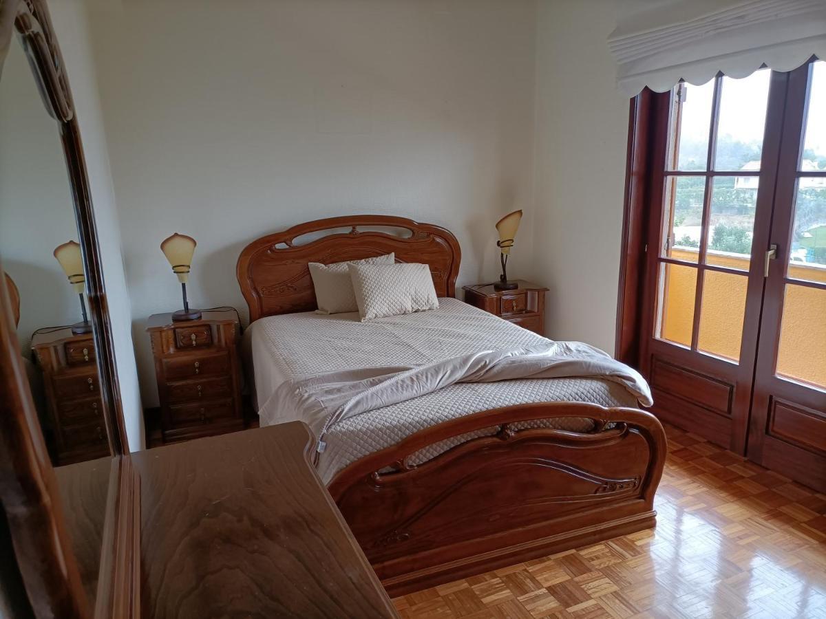 Casa Amarela Da Canicada 비에이라도미노 외부 사진