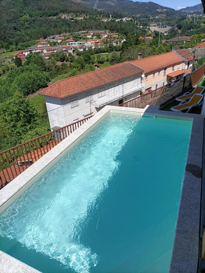 Casa Amarela Da Canicada 비에이라도미노 외부 사진