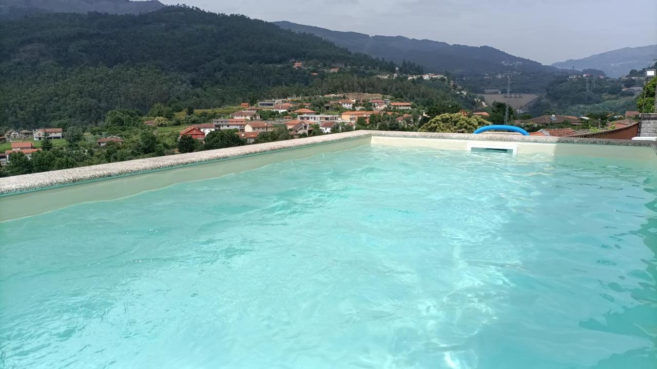 Casa Amarela Da Canicada 비에이라도미노 외부 사진