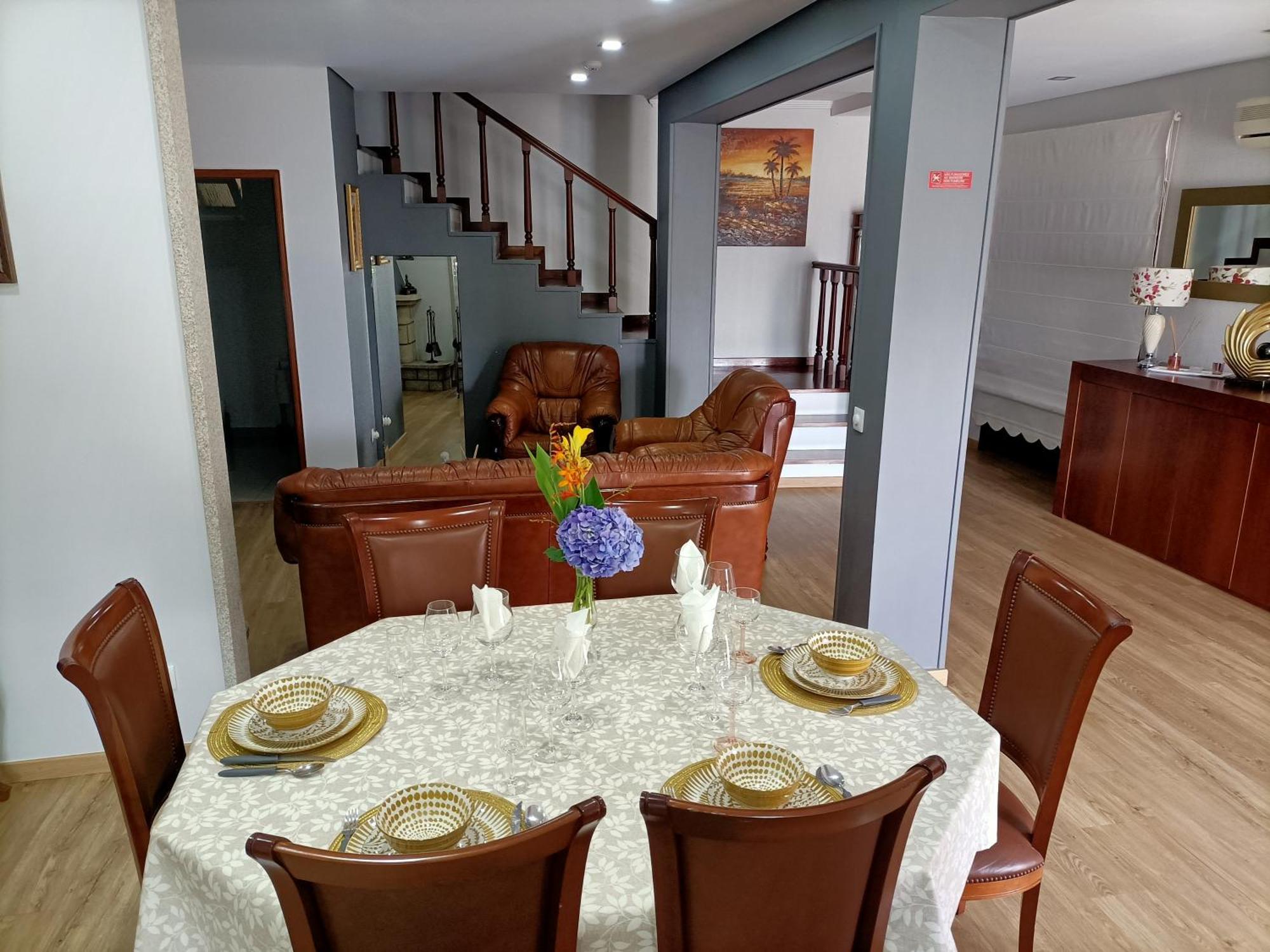 Casa Amarela Da Canicada 비에이라도미노 외부 사진